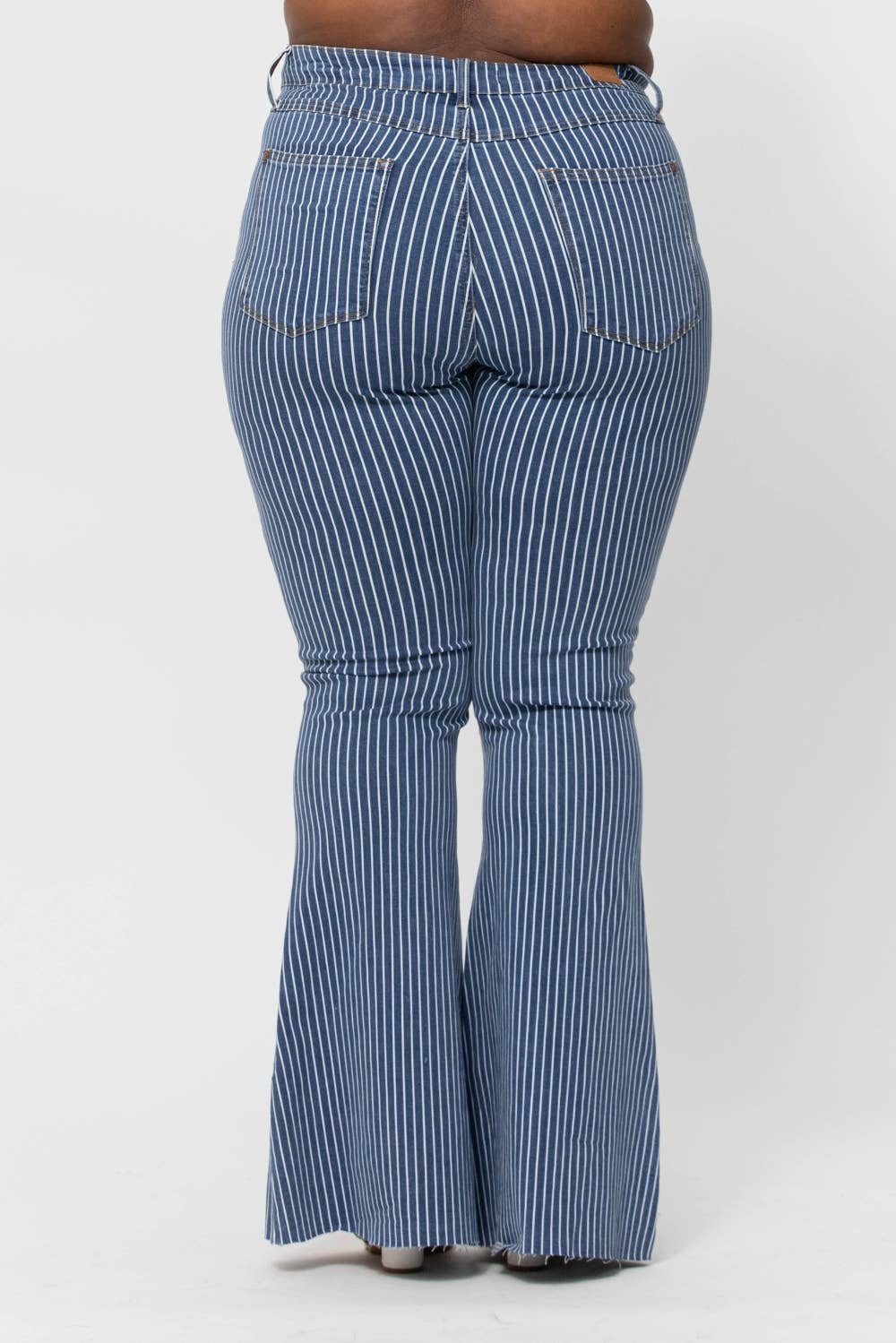 HI-WAIST SUPER FLARE PIN STRIPE  - PLUS, Judy Blue