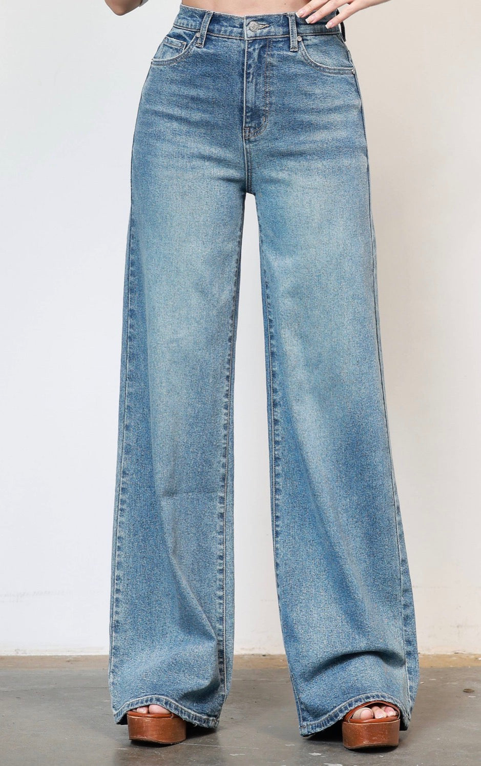 The High-Rise Essential Baggy Jeans