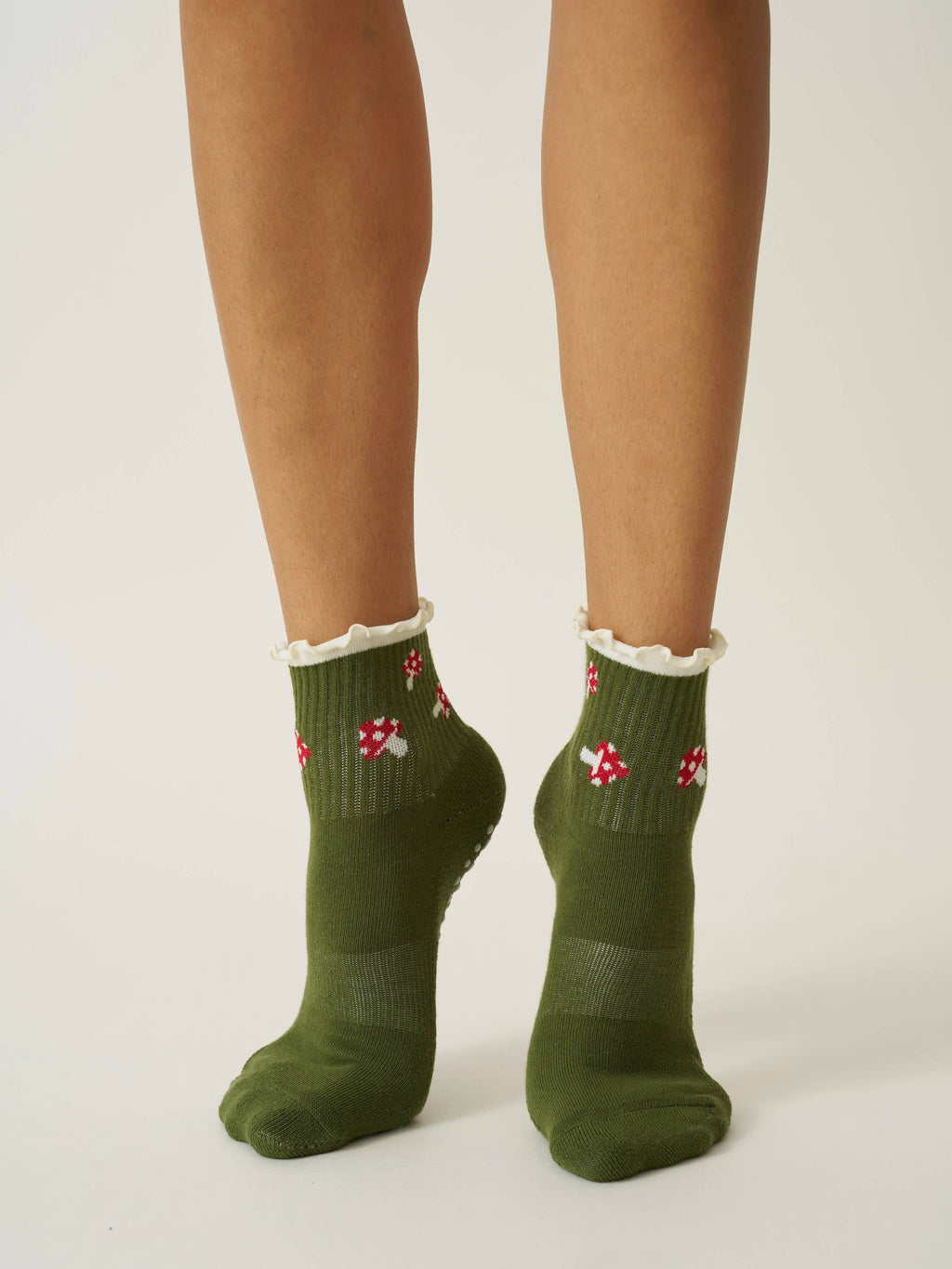 🍄 Mushroom Ruffle Grip Sock, Pilates Socks